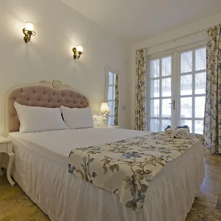 Roka Bed & Breakfast 2*
